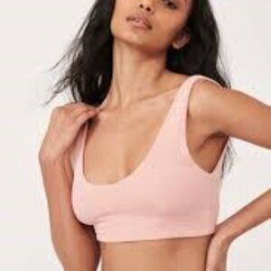 NWT Intimately Free People Issa Lifestyle Bralette Strawberry Smoothie M
